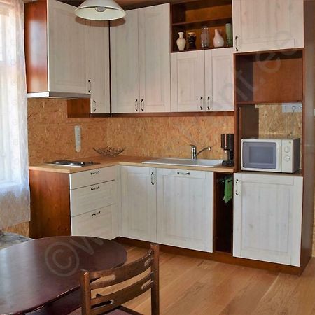Private Apartment In The Centre Of Parnu/Pernau Exteriör bild